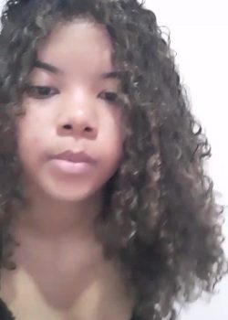 Colegiala Morena Masturbandose 12