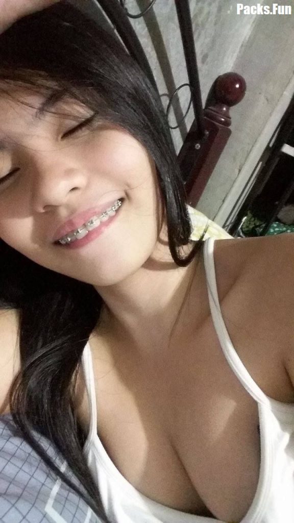 Pendeja flaquita manda videos tocandose 10