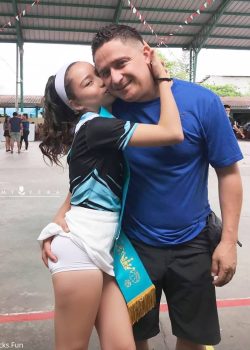 La alumna favorita del profe 15