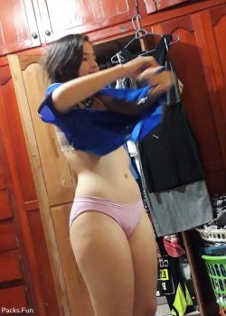 Vino a mi casa y se fue con la concha abierta 6