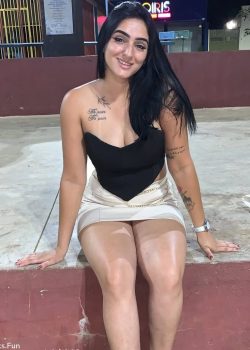 Eleonora mamá luchona 18